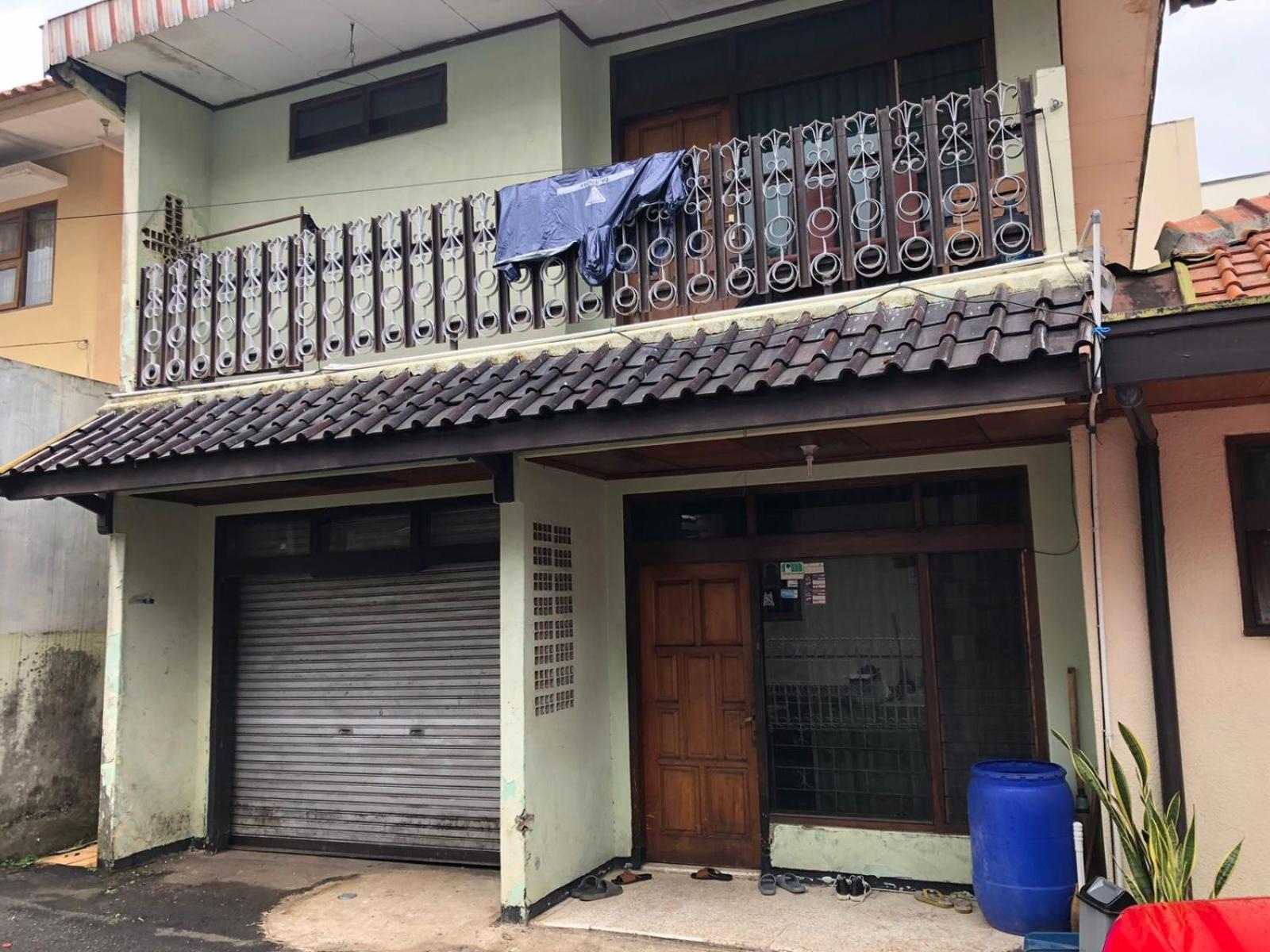Oyo 93846 Gerlong Homestay Bandung Esterno foto